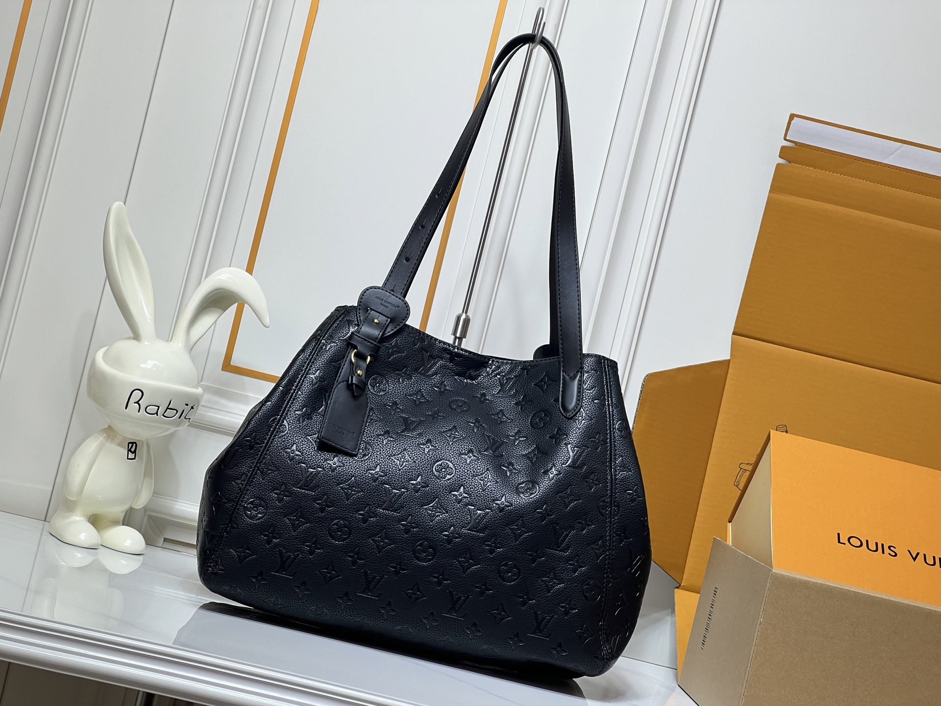 Louis Vuitton LV Classic Handbag Monogram Anniversary Model M27635 Crossbody Strap Business Casual Fashion Bag